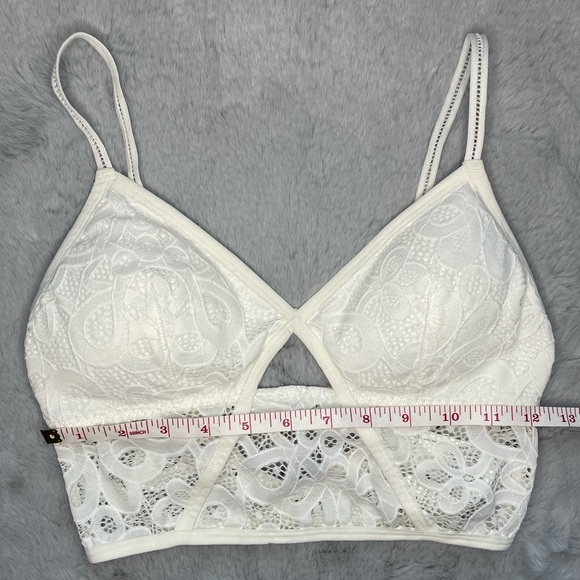 Gilly Hicks White Longline Crochet Lace Bralette Medium - Picture 3 of 8